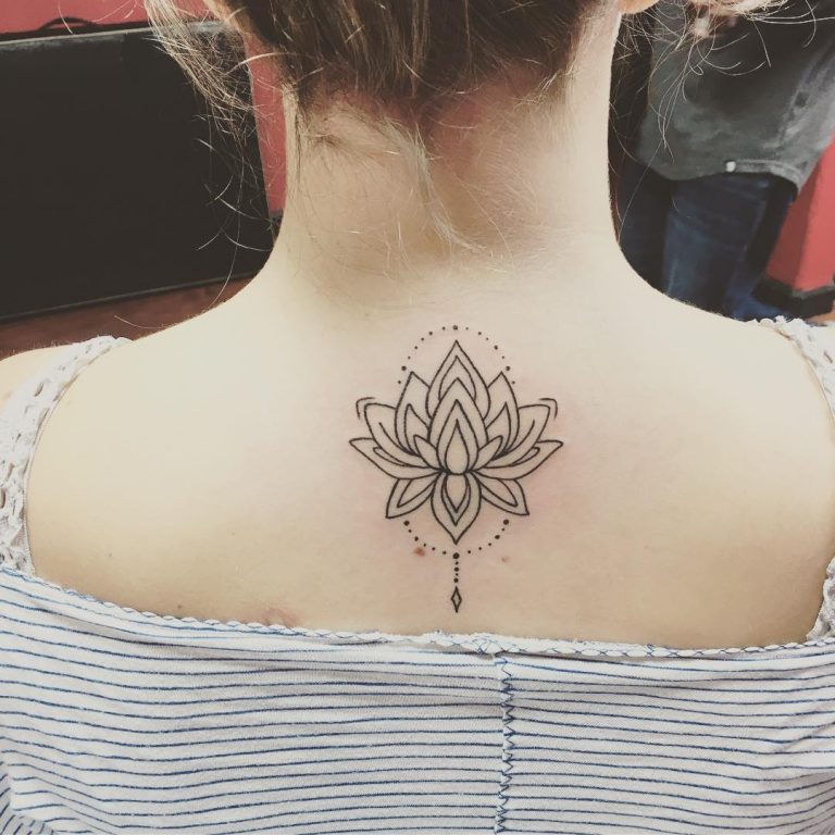 Cute and Fascinating Tattoos For Girls - Page 23 of 51 - tracesofmybody ...