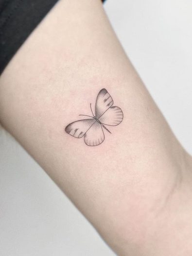 Best Summer 20+ Moth Tattoo Ideas 2023 → Tracesofmybody.com → Best ...